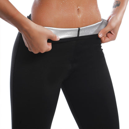 Femme montrant la sudation grâce au legging 