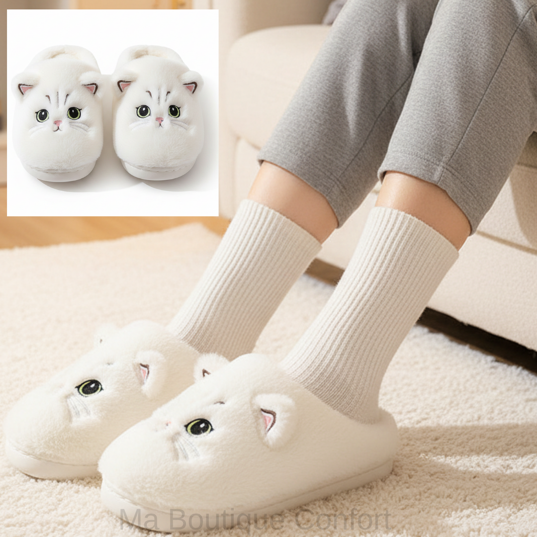 Femme portant des pantoufles blanches motifs chat